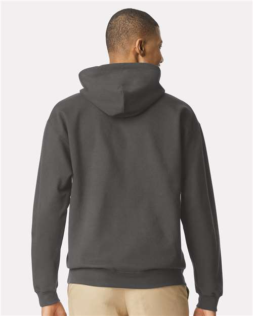 Gildan SF500 Unisex Softstyle Midweight Hooded Sweatshirt - Smoke - model back