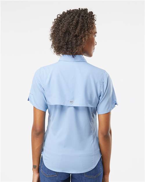 Columbia 212466 Women's PFG Tamiami II Short Sleeve Shirt - Sail - model back