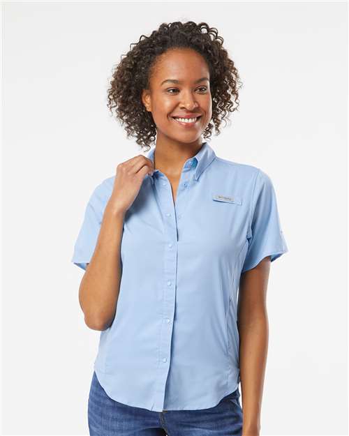 Columbia 212466 Women's PFG Tamiami II Short Sleeve Shirt - Sail - model front