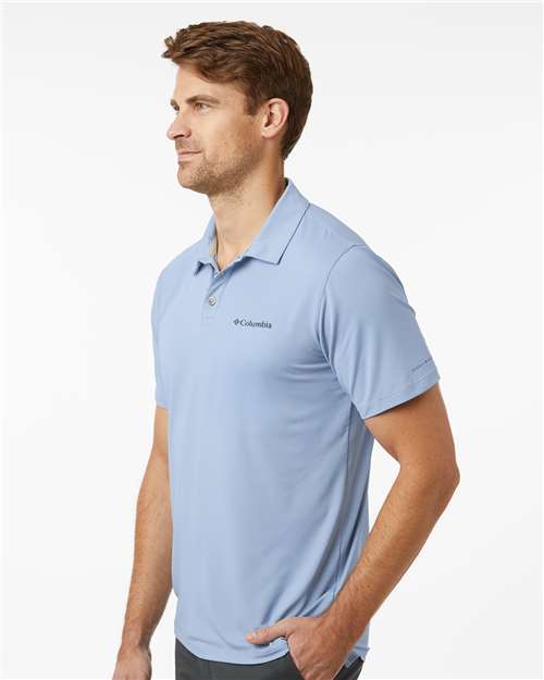 Columbia 211856 Men's Tech Trail Utility Polo - Ripple Blue - model side