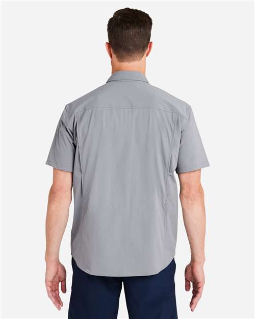 HUK H150183 Men's Creekbed Short Sleeve Shirt - Night Owl - model back