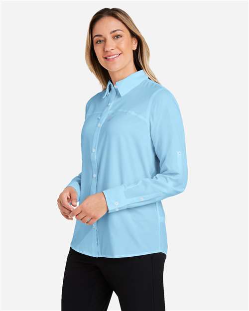 HUK H615006 Women's Tide Point Shirt - Crystal Blue - model side