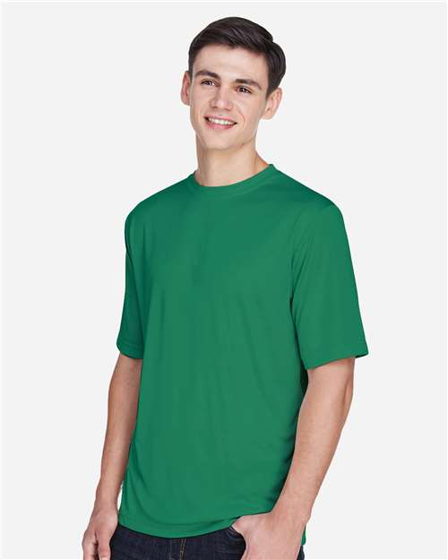 Team 365 TT11 Zone Performance T-Shirt - Sport Kelly - model side