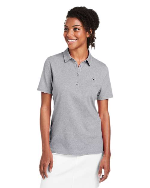 vineyard vines G001189 Women's Edgartown Pique Polo - Barracuda - model front