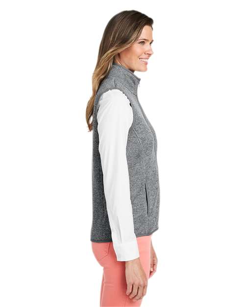 vineyard vines O001411 Women's Mountain Sweater Fleece Vest - Grey Heather - model side