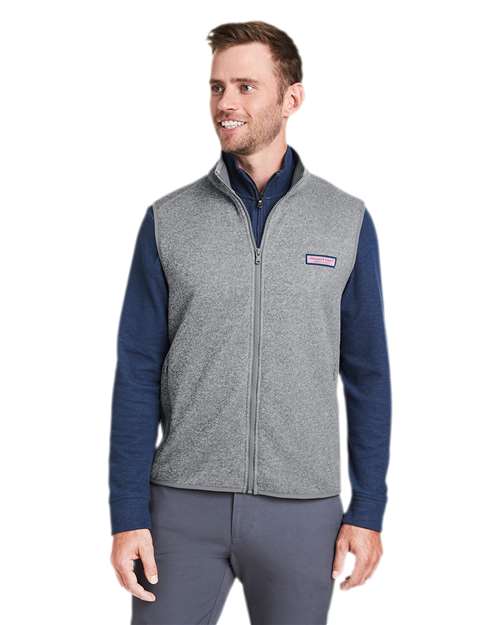 vineyard vines K002713 Men's Mountain Sweater Fleece Vest - Grey Heather - model front