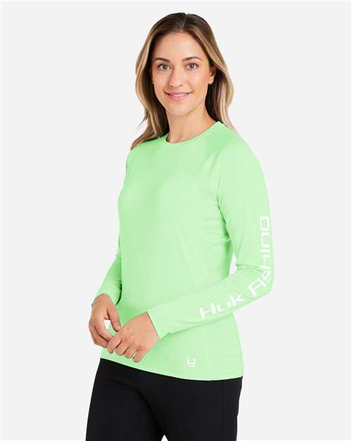 HUK H612L04 Women's LoPro Pursuit Long Sleeve T-Shirt - Patina - model side