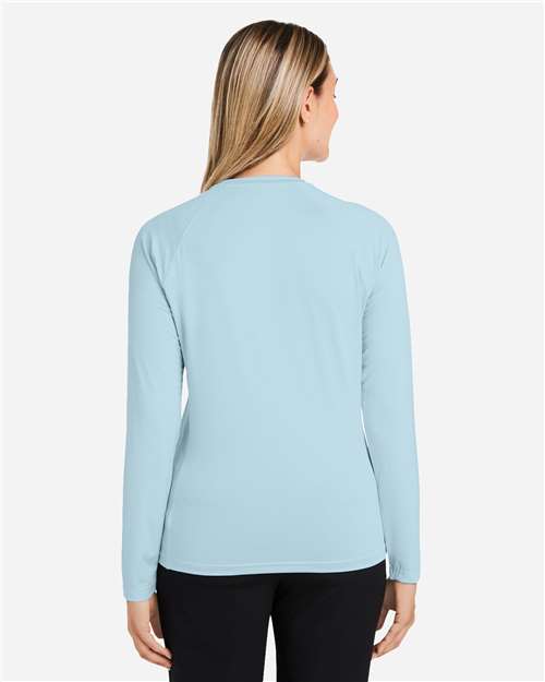 HUK H612L04 Women's LoPro Pursuit Long Sleeve T-Shirt - Plein Air - model back