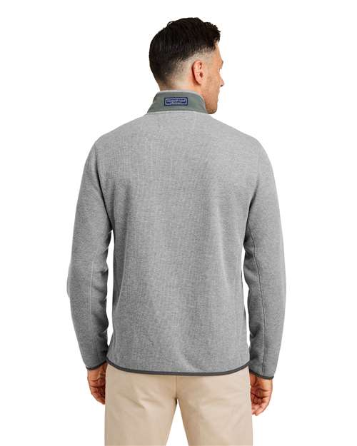 vineyard vines K004694 Men's Mountain Sweaterfleece Quarter-Zip Pullover - Ultim Grey - model back