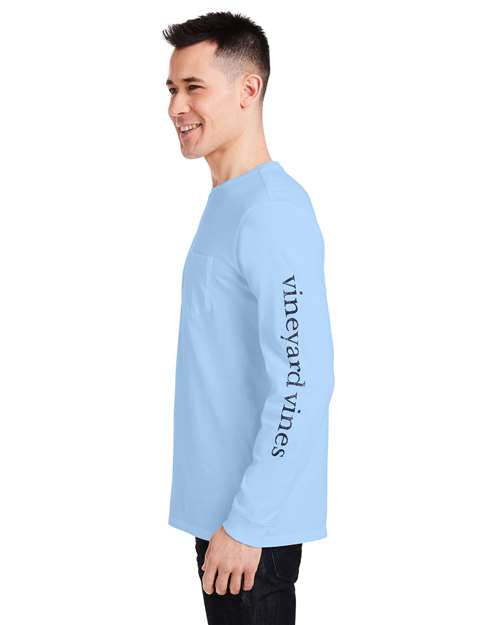 vineyard vines V021214 Unisex Long Sleeve Pocket T-Shirt - Jet Black/ Blue Blazer - model side