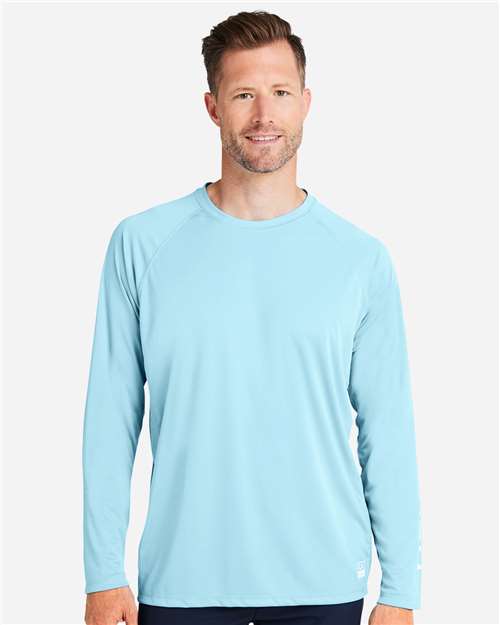 HUK H12L009 Men's LoPro Pursuit Long Sleeve T-Shirt - Island Paradise - model front