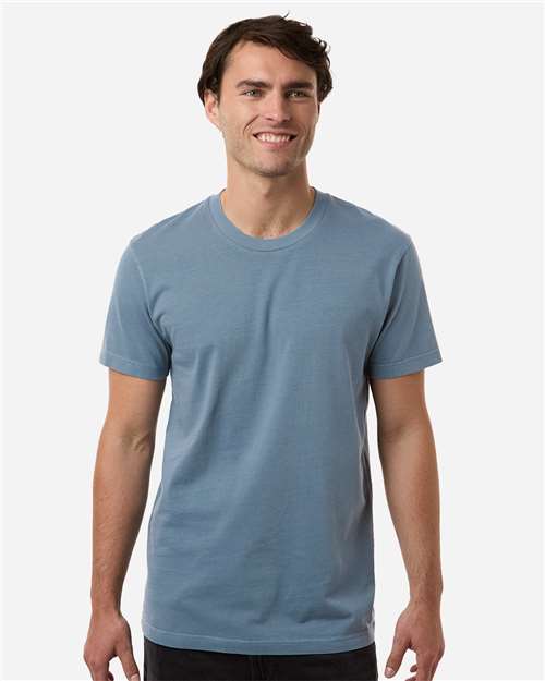 Independent Trading Co. PRM180PT Unisex Premium T-Shirt - Pigment Slate Blue - model front