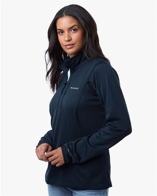 Columbia 213624 Women's Essential Hike Grid Fleece Half-Zip Pullover - Collegiate Navy - model side