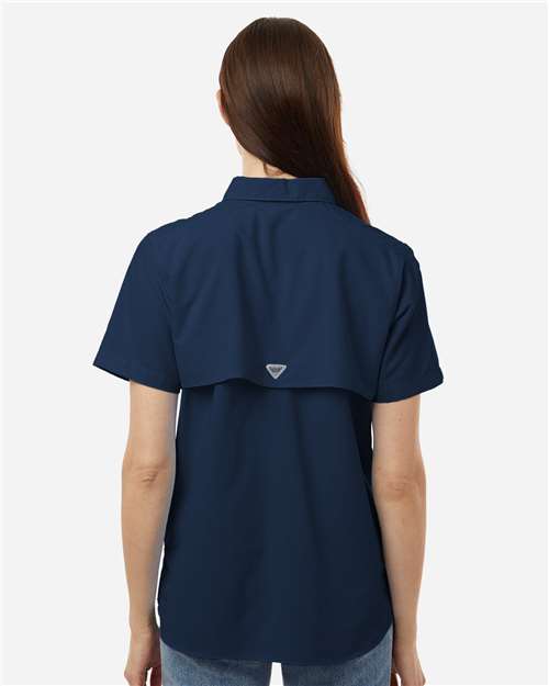 Columbia 212473 Women's PFG Bahama Short Sleeve Shirt - Collegiate Navy - model back