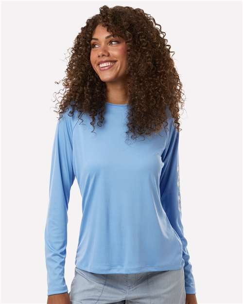 Columbia 212485 Women's PFG Tidal Tee II Long Sleeve - White Cap/ White - model front