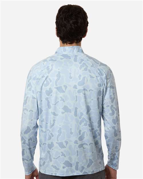 HUK H1200720 Men's Airweight KC Printed Quarter-Zip Pullover - Sky - model back