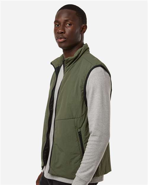 Weatherproof 26714 Men's Commuter Tech Vest - Grape Leaf - model side