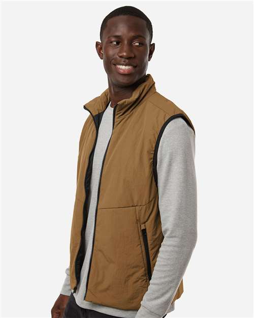 Weatherproof 26714 Men's Commuter Tech Vest - Teddy Brown - model side