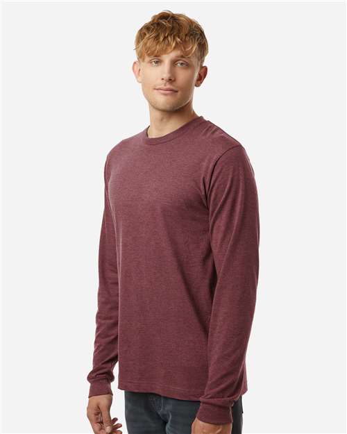 Tultex 202LS Unisex Fine Jersey Long Sleeve T-Shirt - Heather Burgundy - model side