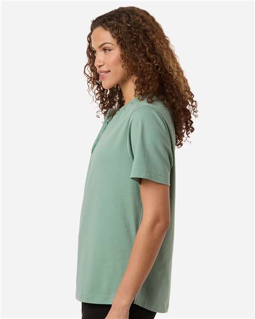 Devon & Jones DG102W Women's Seaton Pebble Textured Polo - Balsam Green - model side