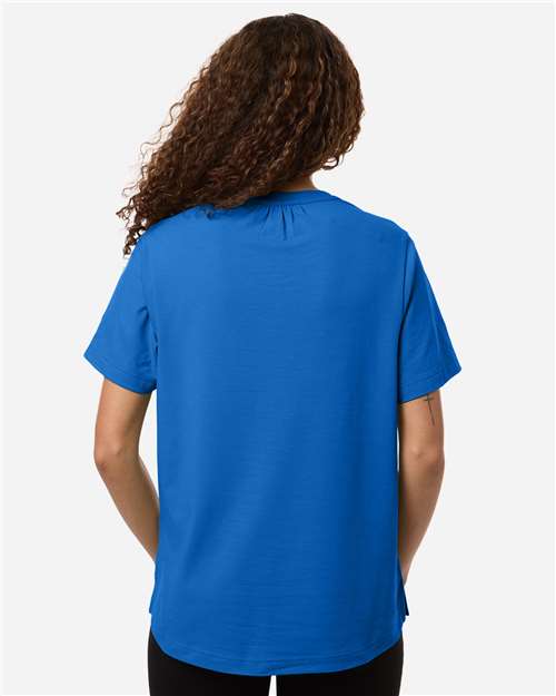 Devon & Jones DG102W Women's Seaton Pebble Textured Polo - French Blue - model back