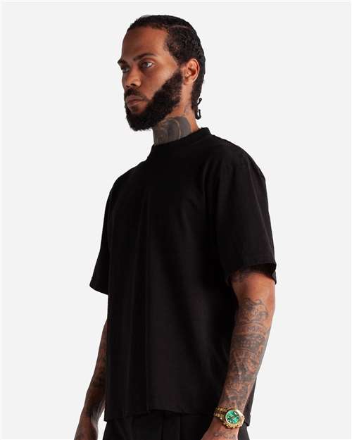 Shaka Wear SHMCS Unisex Max Heavyweight Cropped T-Shirt - Black - model side