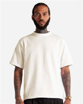 Shaka Wear SHMCS Unisex Max Heavyweight Cropped T-Shirt - Off white - model front