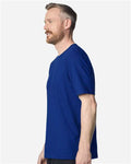 Gildan 64000 Softstyle T-Shirt - Fan Deep Royal - model side
