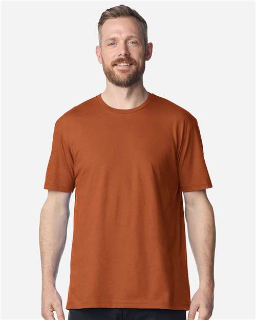 Gildan 64000 Softstyle T-Shirt - Fan Texas Orange - model front