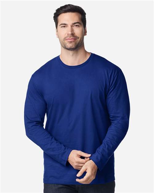 Gildan 64400 Unisex Softstyle Long Sleeve T-Shirt - Fan Deep Royal - model front