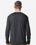 Gildan 64400 Unisex Softstyle Long Sleeve T-Shirt - Heather Dark Grey - model back