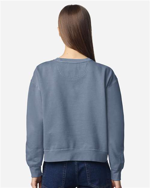 Comfort Colors 1566L Women's Garment-Dyed Mid-Length Crewneck Sweatshirt - Blue Jean - model back