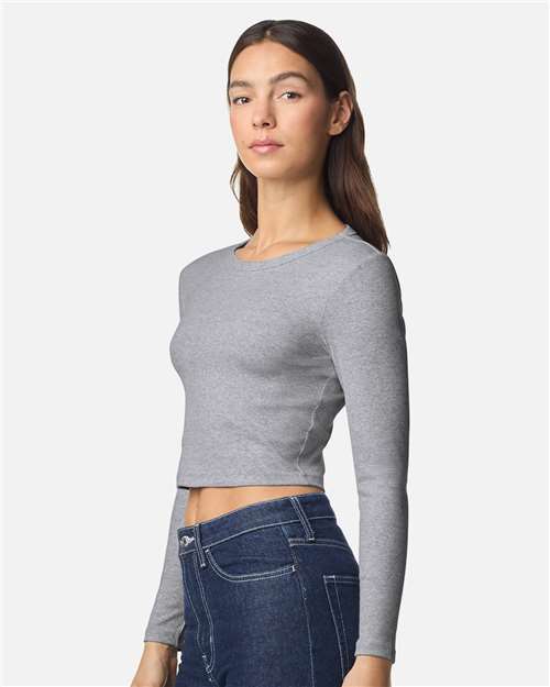 American Apparel BR2107 Women's Baby Rib Long Sleeve Cropped Tee - Heather Grey - model side