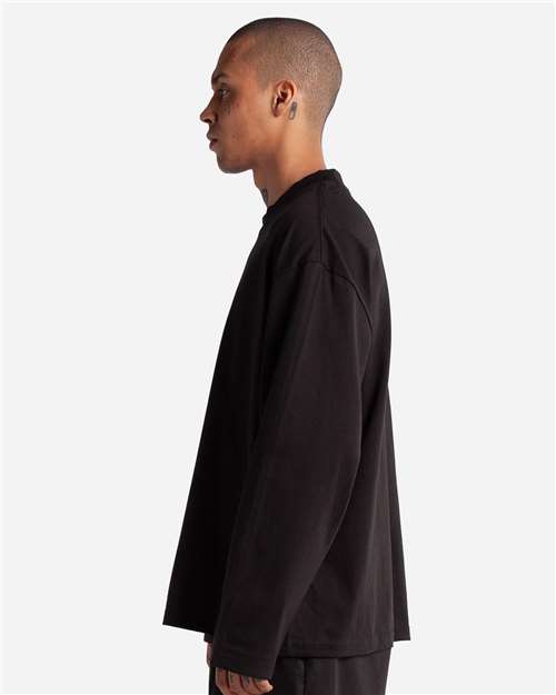 Shaka Wear SHMOL Unisex Max Heavyweight Oversized Long Sleeve T-Shirt - Black - model side