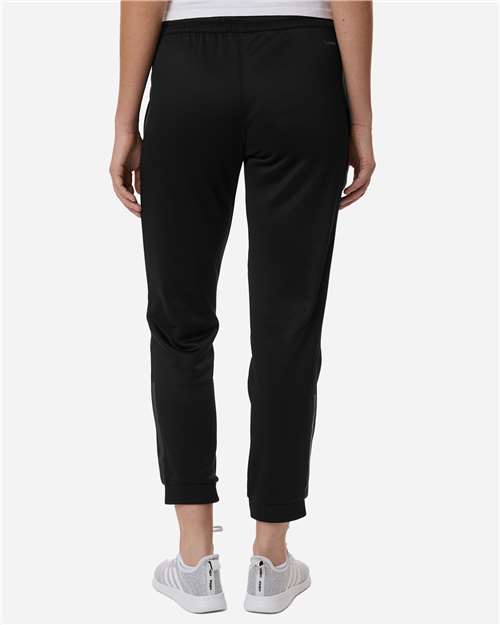 Adidas AT219 Women's Game & Go Fleece Sweatpants - Black - model back
