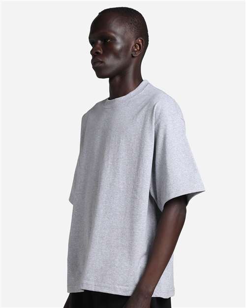 Shaka Wear SHMCS Unisex Max Heavyweight Cropped T-Shirt - Heather Grey - model side
