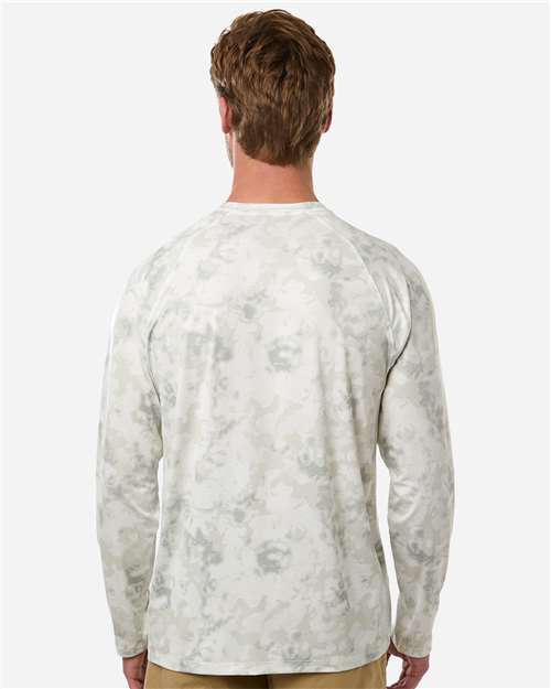 HUK H1200718 Men's Airweight KS Printed Crewneck Pullover - Egret - model back
