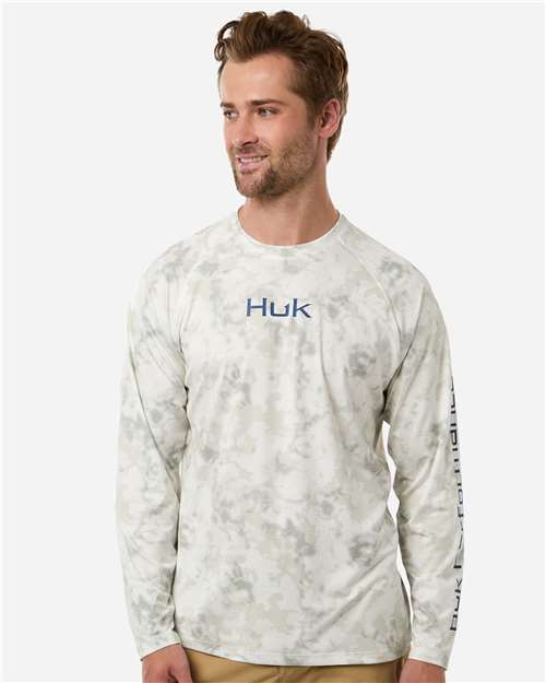 HUK H1200718 Men's Airweight KS Printed Crewneck Pullover - Egret - model front