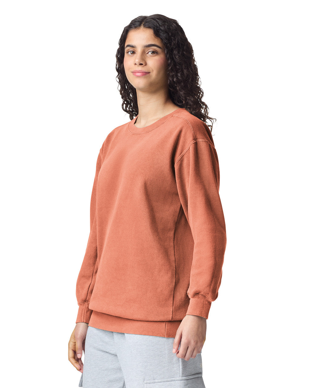Comfort Colors 1566 Crewneck - Terracotta - model side