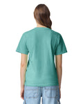 Comfort Colors C1717 Garment-Dyed Heavyweight T-Shirt - Chalky Mint - model side