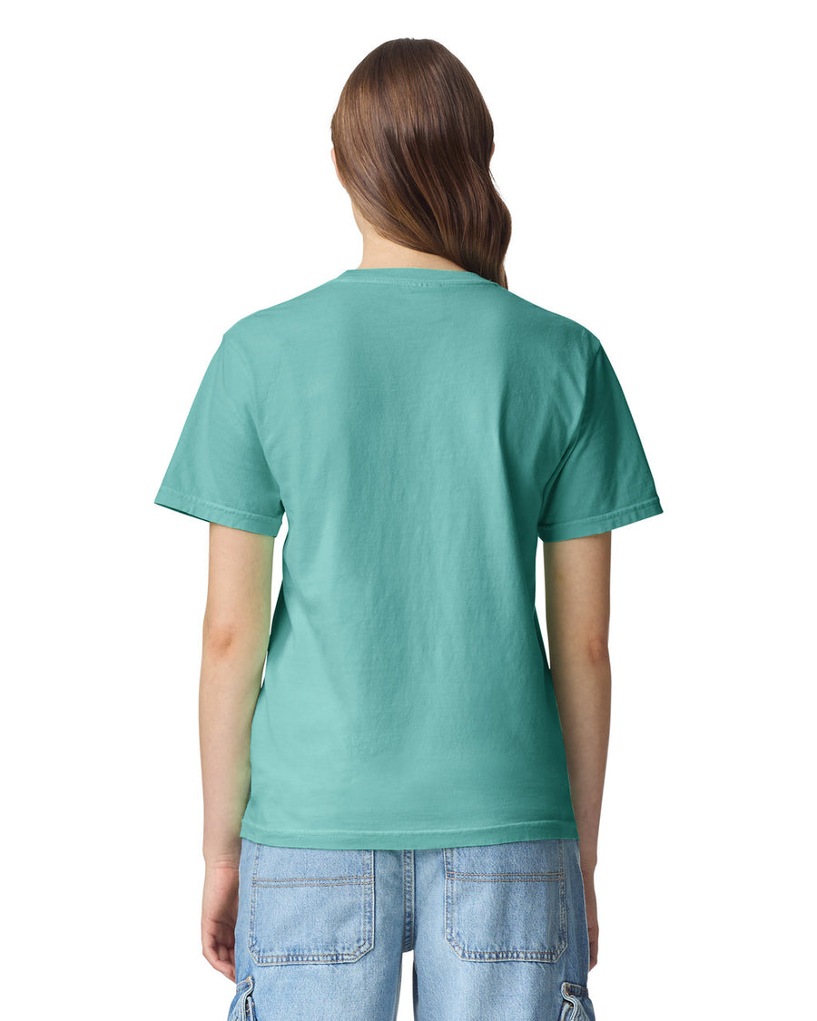 Comfort Colors C1717 Garment-Dyed Heavyweight T-Shirt - Chalky Mint - model side