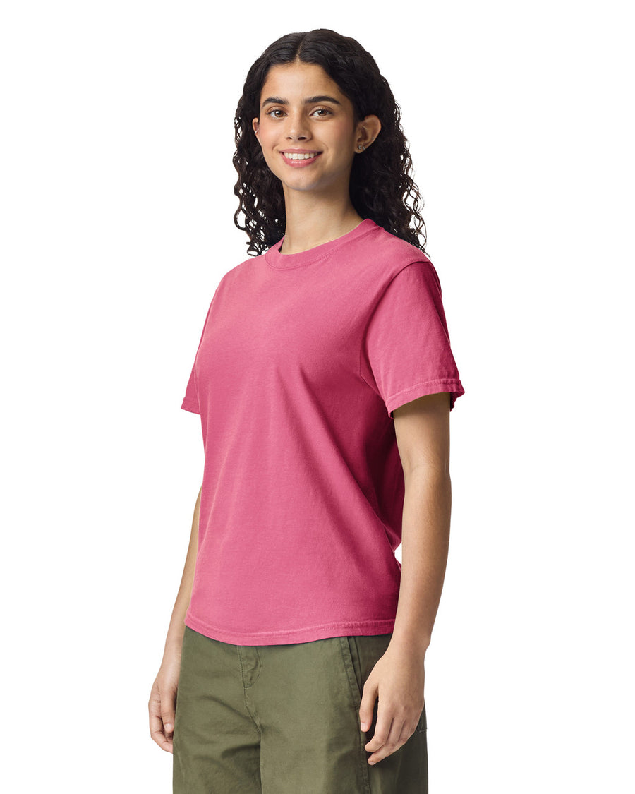 Comfort Colors C1717 Garment-Dyed Heavyweight T-Shirt - Crunchberry - model back