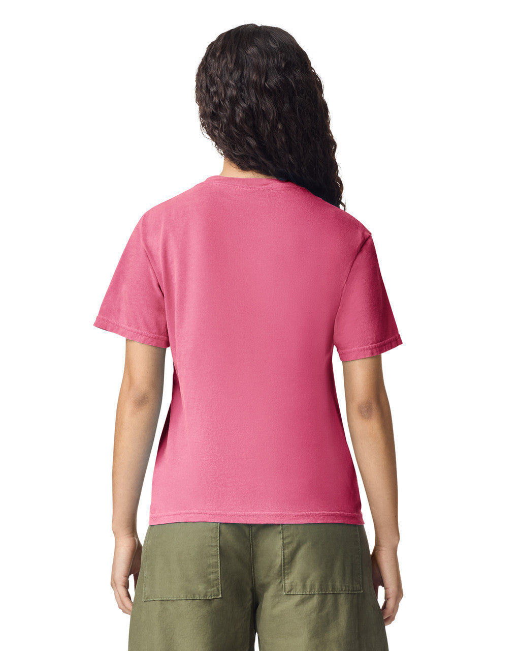 Comfort Colors C1717 Garment-Dyed Heavyweight T-Shirt - Crunchberry - model side
