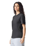 Comfort Colors C1717 Garment-Dyed Heavyweight T-Shirt - Graphite - model side