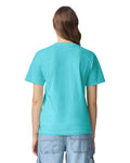 Comfort Colors C1717 Garment-Dyed Heavyweight T-Shirt - Lagoon - model side
