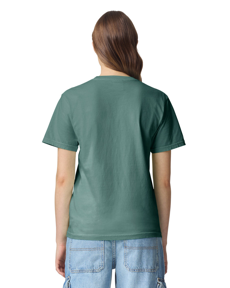 Comfort Colors C1717 Garment-Dyed Heavyweight T-Shirt - Light Green - model side