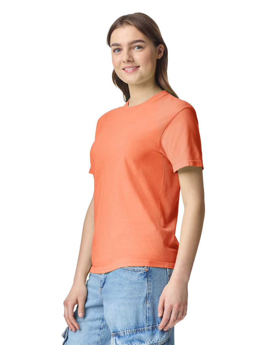 Comfort Colors C1717 Garment-Dyed Heavyweight T-Shirt - Melon - model back