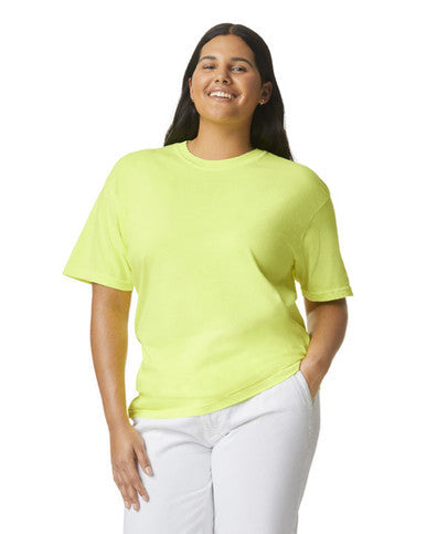 Comfort Colors C1717 Garment-Dyed Heavyweight T-Shirt - Neon Lemon - model side