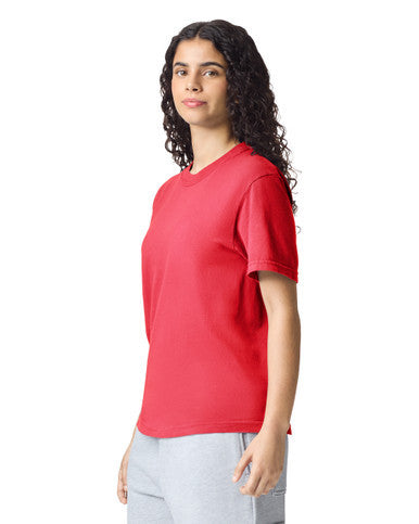 Comfort Colors C1717 Garment-Dyed Heavyweight T-Shirt - Paprika - model side