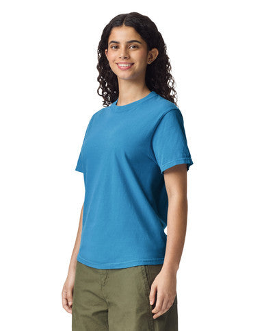 Comfort Colors C1717 Garment-Dyed Heavyweight T-Shirt - Royal Caribe - model side